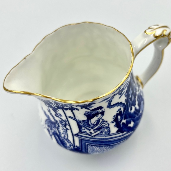 Blue & White Royal Crown Derby XII Mikado Mini Creamer - Repair - Picture 9 of 14